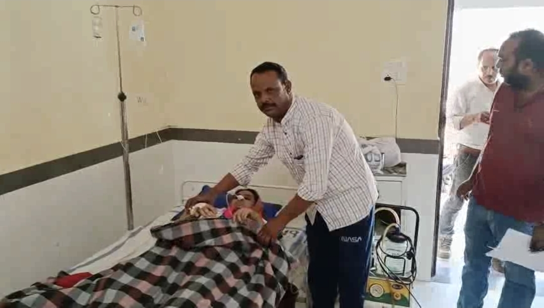 ऑपरेशन के लिए डॉ बी.पी. पटेल ने मांगे ₹25 हजार, जिला अस्पताल में फिर उठा अवैध वसूली का आरोप